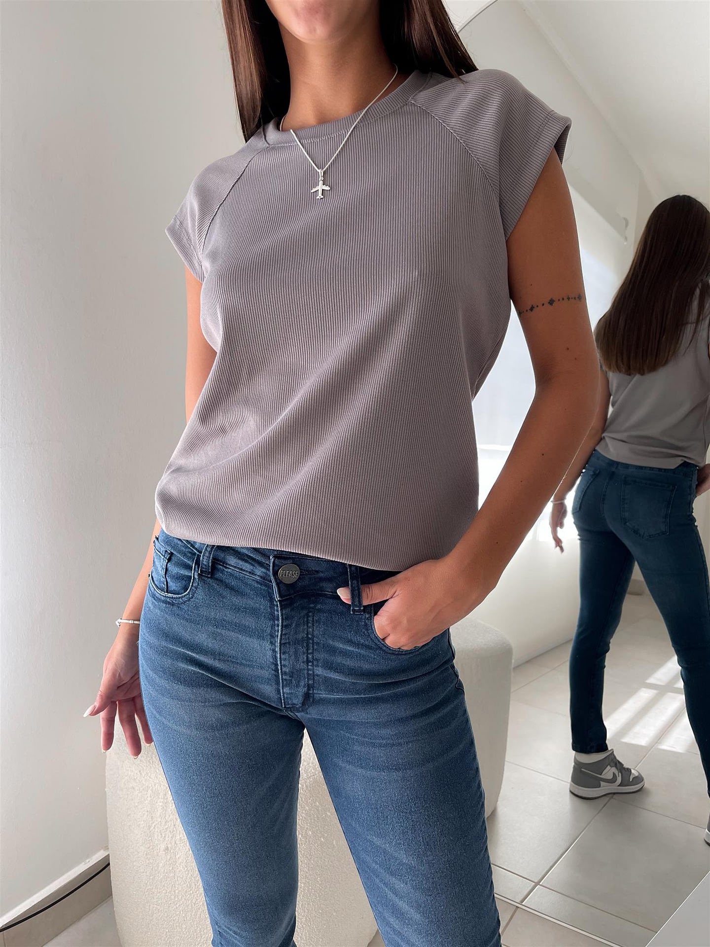 REMERA MULDER 