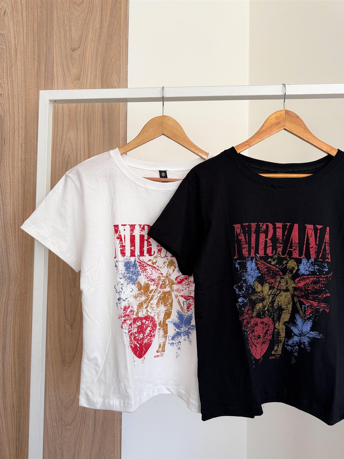 REMERA NIRVANA JOAN