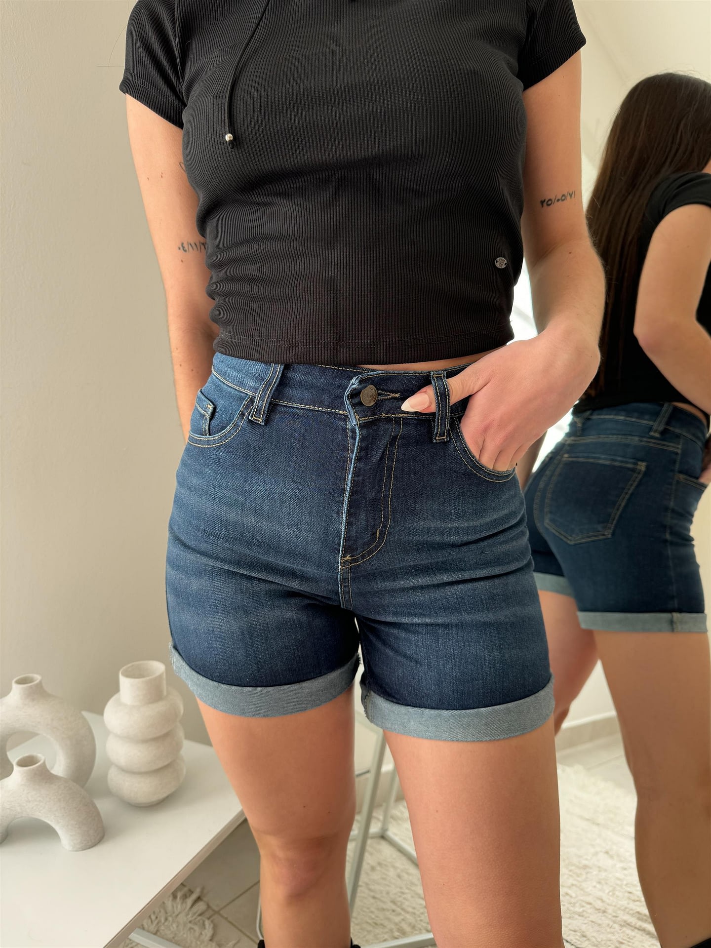 SHORT INKA